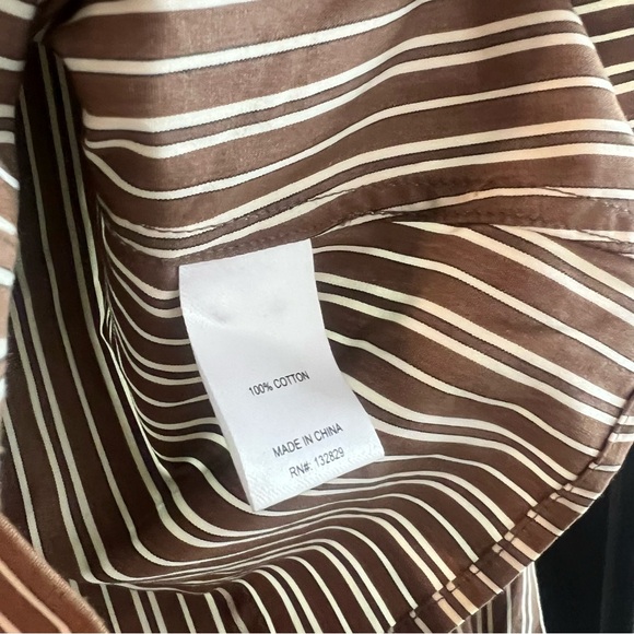 Helsa Pinstripe Poplin Fitted Shirt in Brown & Cream Stripe Size Small - Picture 7 of 9